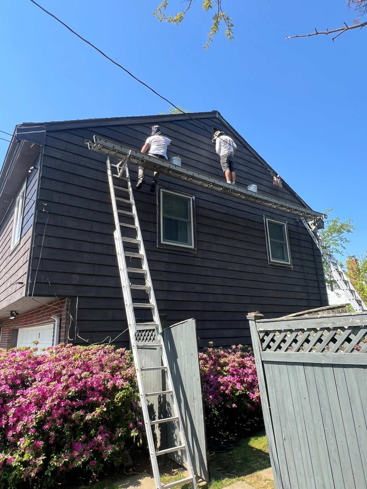 Second story siding painting in Marblehead, MA